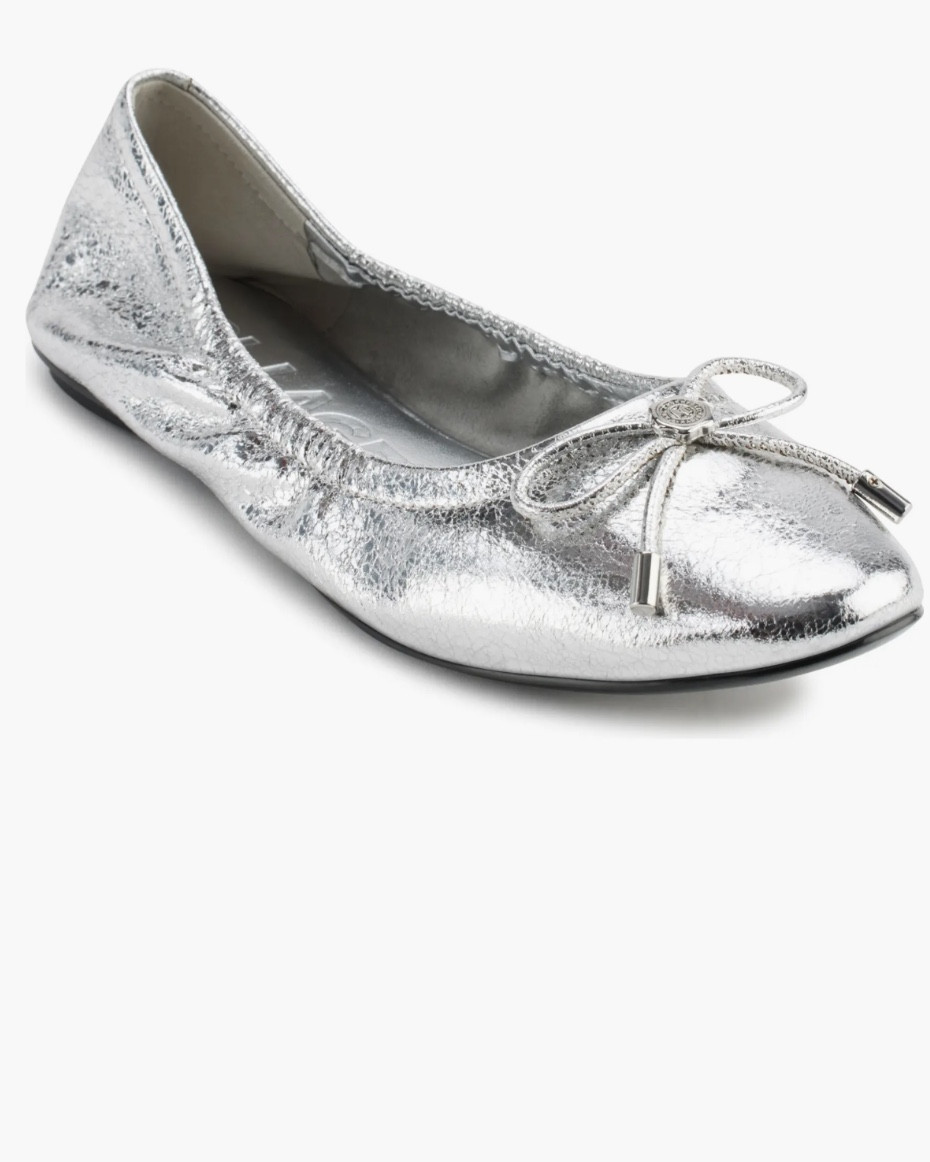 Cute ballet flat. I’m
Always looking for a ballet with great material and the perfect toe box. This one has a slight almond / roundness to it and it keeps it feminine  

#LTKShoeCrush #LTKxNSale #LTKSummerSales