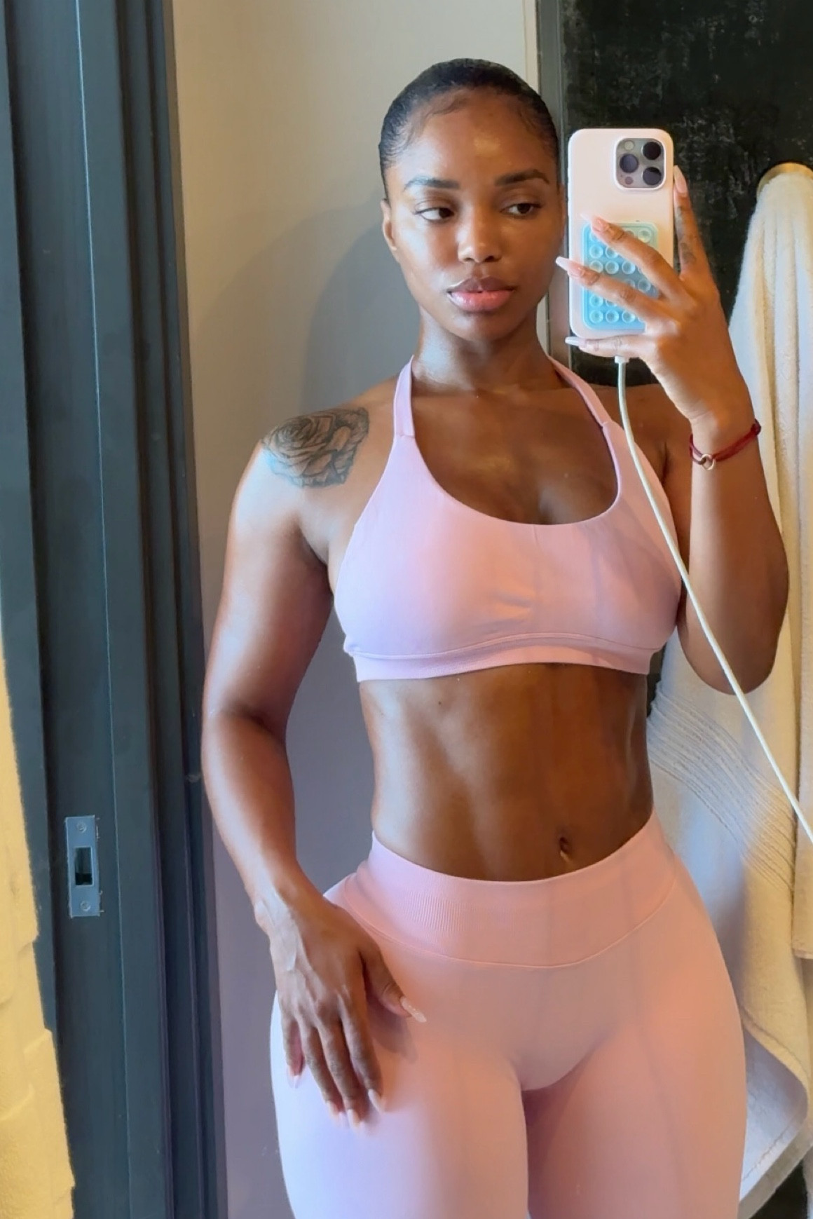 Here’s another cute gym set! I love pink work out sets. It’s so girly and cute. It’s not allowing me to add any Amazon products but here are some similar options. 

#LTKBeauty #LTKSaleAlert #LTKActive