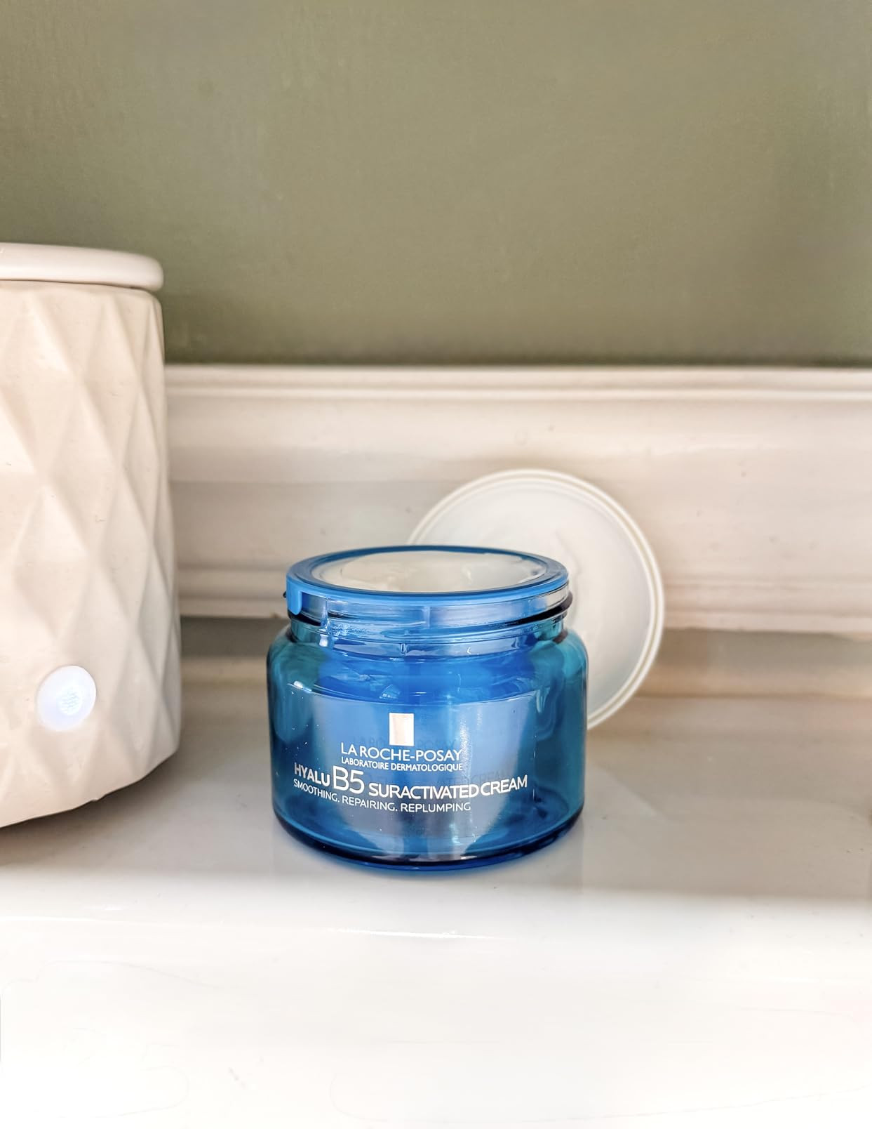 La Roche-Posay Hyalu B5 Suractivated Anti-Aging Face & Neck Cream, Firming Face Moisturizer With ... | Amazon (US)