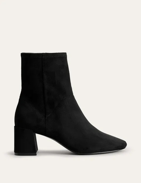 Cara Stretch Ankle Boot - Black | Boden (UK & IE)