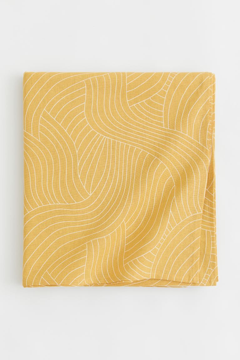 Patterned Cotton Tablecloth | H&M (US + CA)