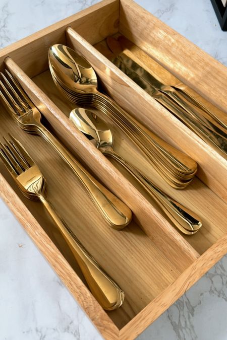 My old time favorite flatware set for 8(40pcs) it’s a must have and on a budget-apply coupon code
Kitchen must have, flatware, gold flatware, Amazon favorites

#LTKsalealert #LTKfindsunder50 #LTKhome