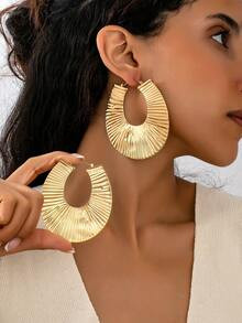 1 Pair Minimalist Vintage Exaggerated U-Shaped Textured Gold Hoop Earrings, Jewelry Accessory Sui... | SHEIN