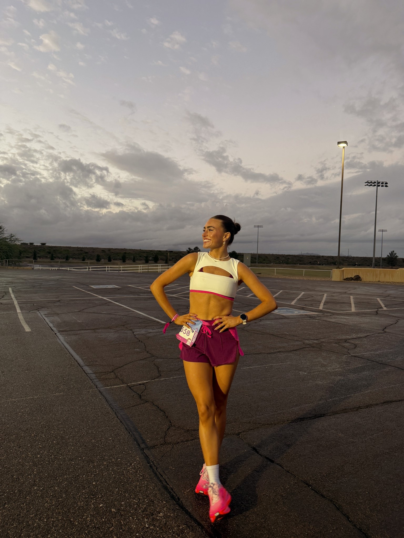 every womans ootd !!!! wearing xs in everything! 