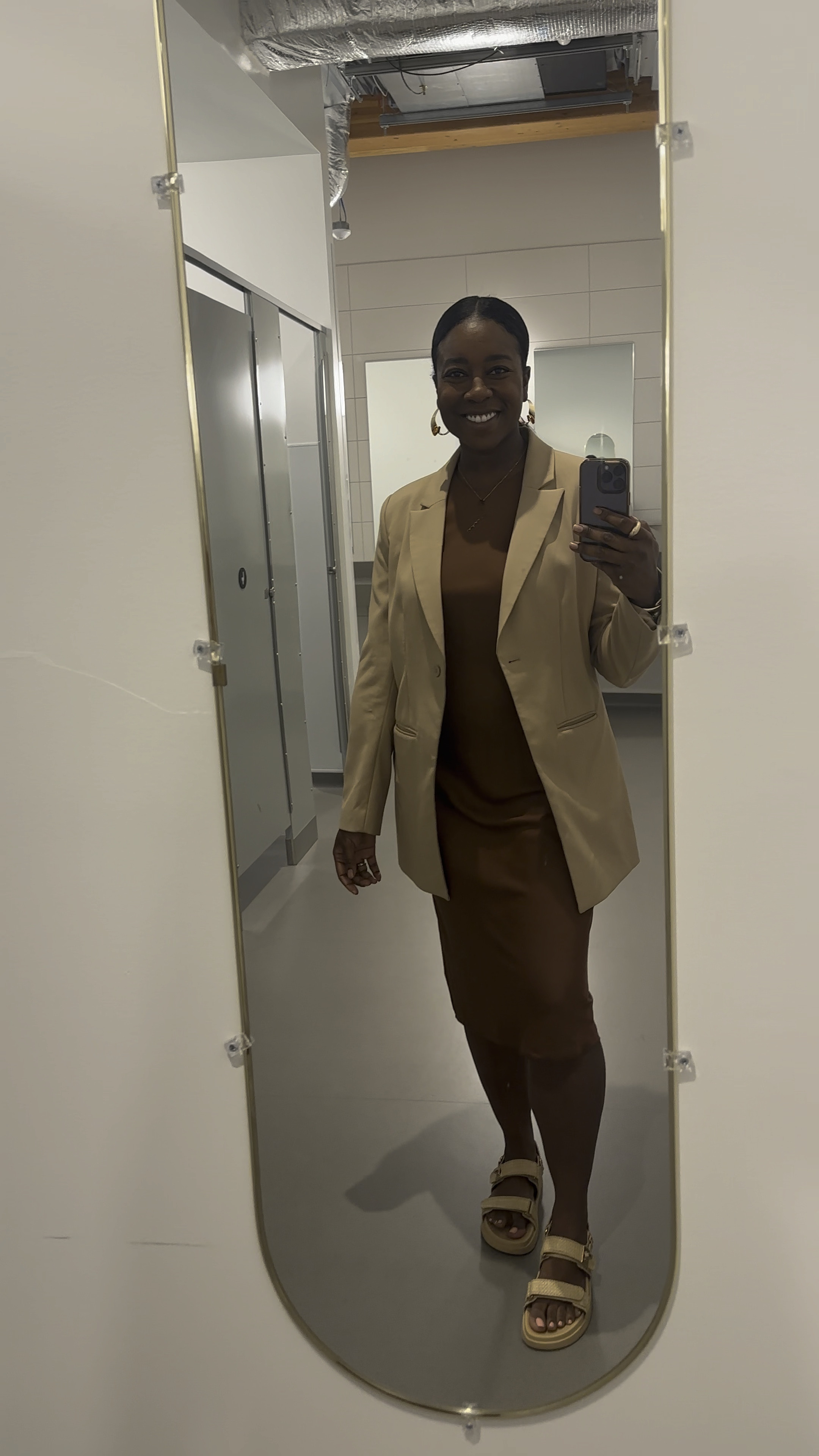 I love this brown and tan combo. 

#LTKWorkwear #LTKVideo