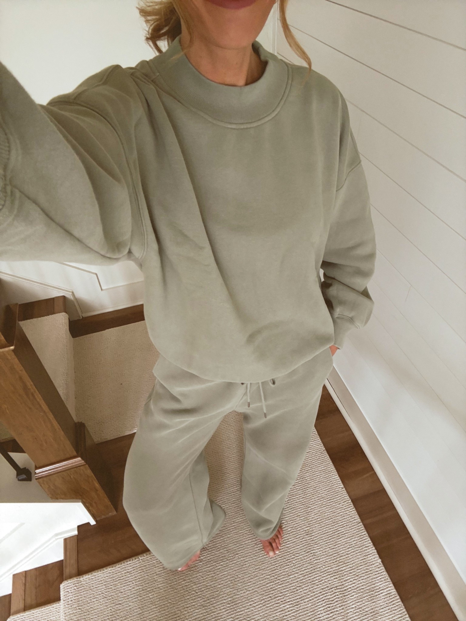 Size medium long In bottoms and sized up to large in top for a super oversized fit
