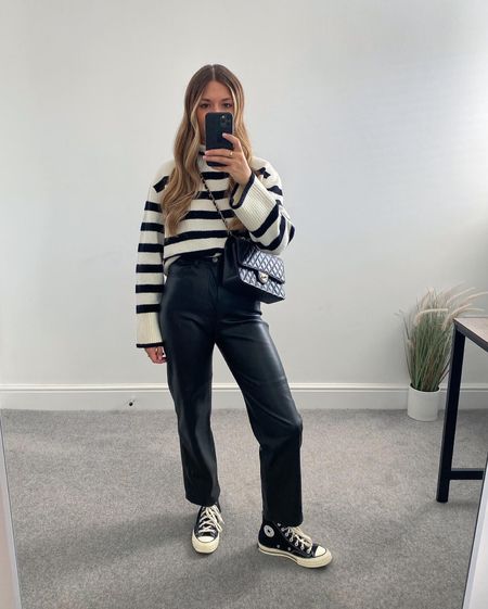 Cosy basics 🖤

A stripe jumper and my faux leather trousers are what I’m reaching for to stay warm but still look put together. 

I sized down one in these trousers. 



#LTKeurope #LTKstyletip #LTKSeasonal