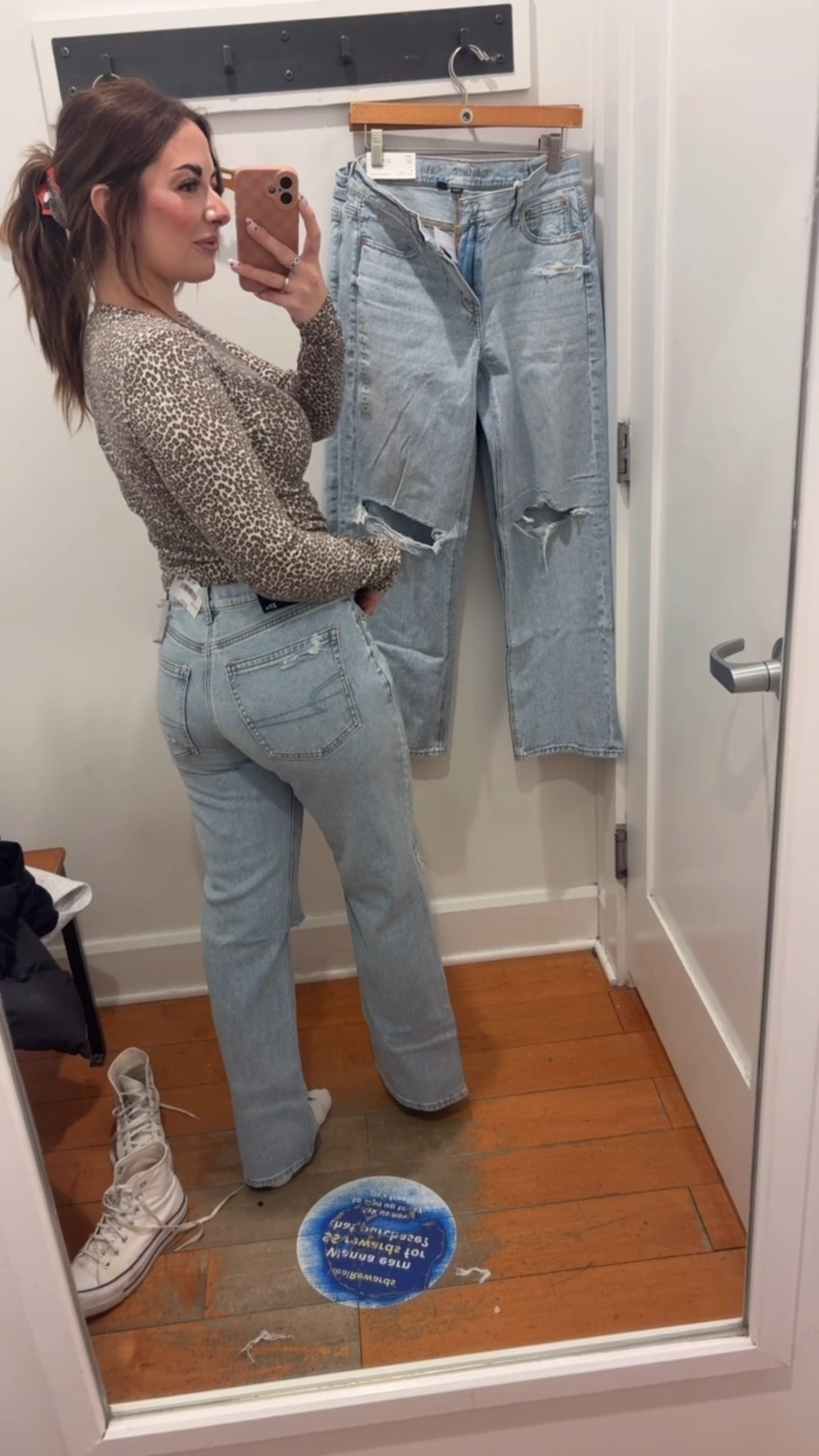 If you’re looking for jeans , I’ve found the perfect ones for you ! 

#LTKcanada #LTKjeans #LTKcurves