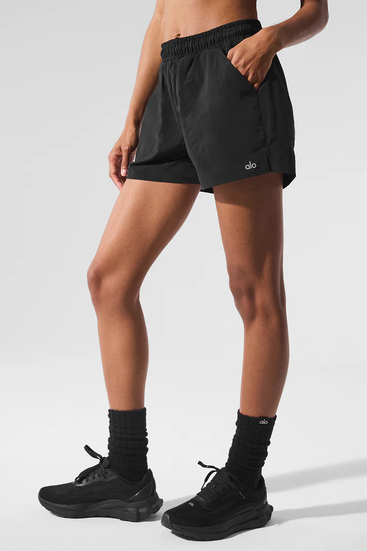 Alumni Short - Black | Alo Yoga