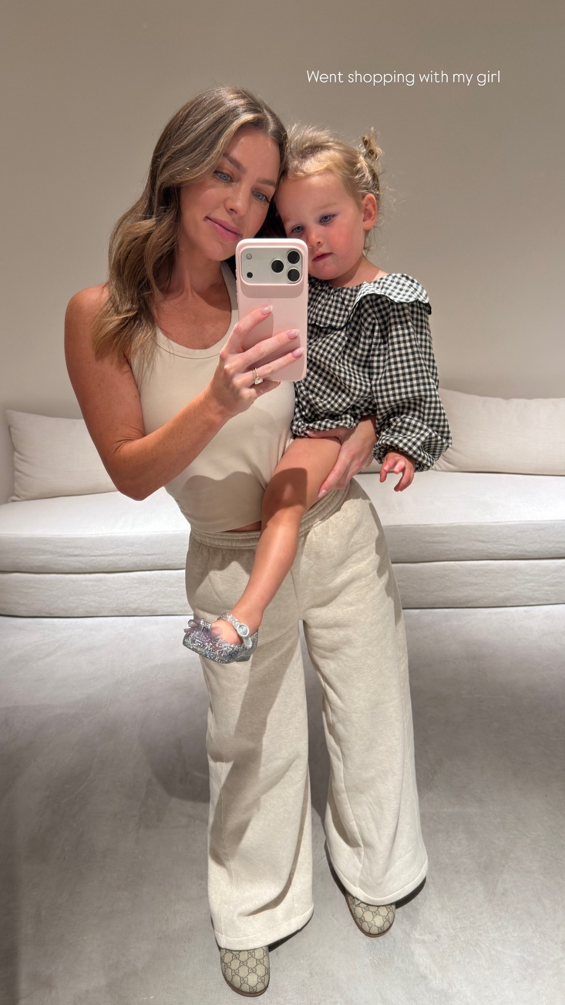 Wearing the cutest set from Vuori in the color heather bone! Love these sweatpants! They have the cutest wide leg! @vuoriclothing #vuoripartner 

#LTKActive #LTKFindsUnder50 #LTKFindsUnder100