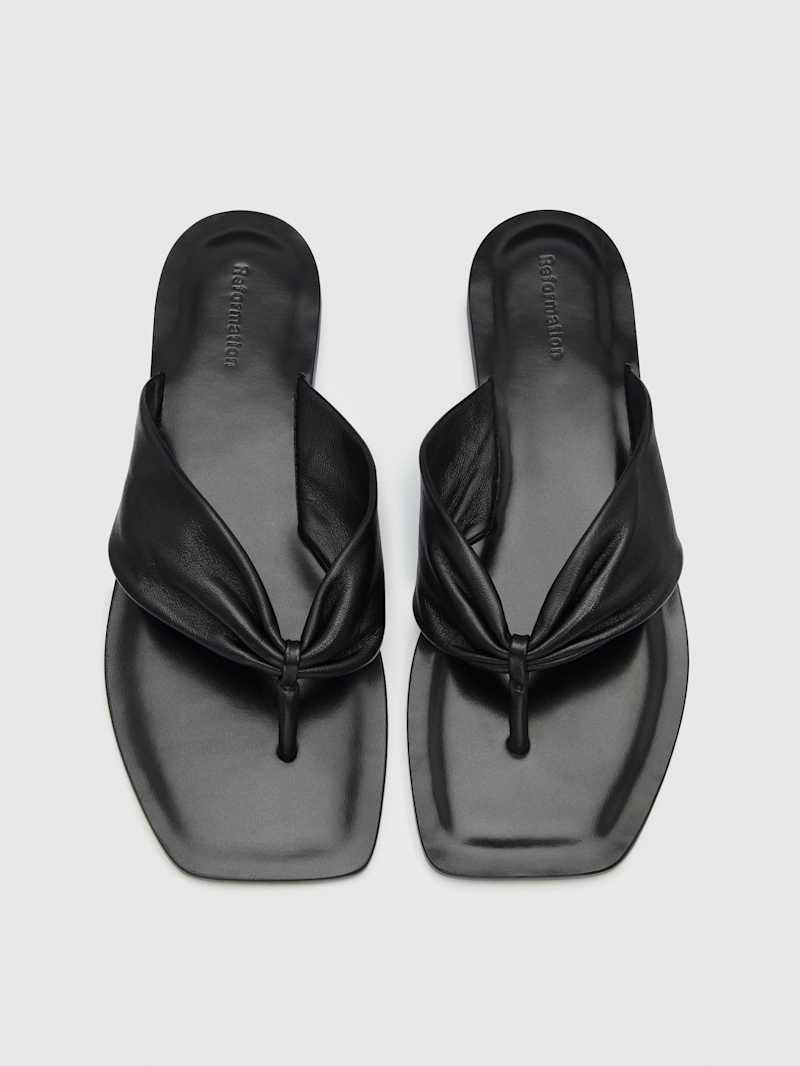 Reformation Larsen Thong Sandal Red 8.5 | Reformation (Global)