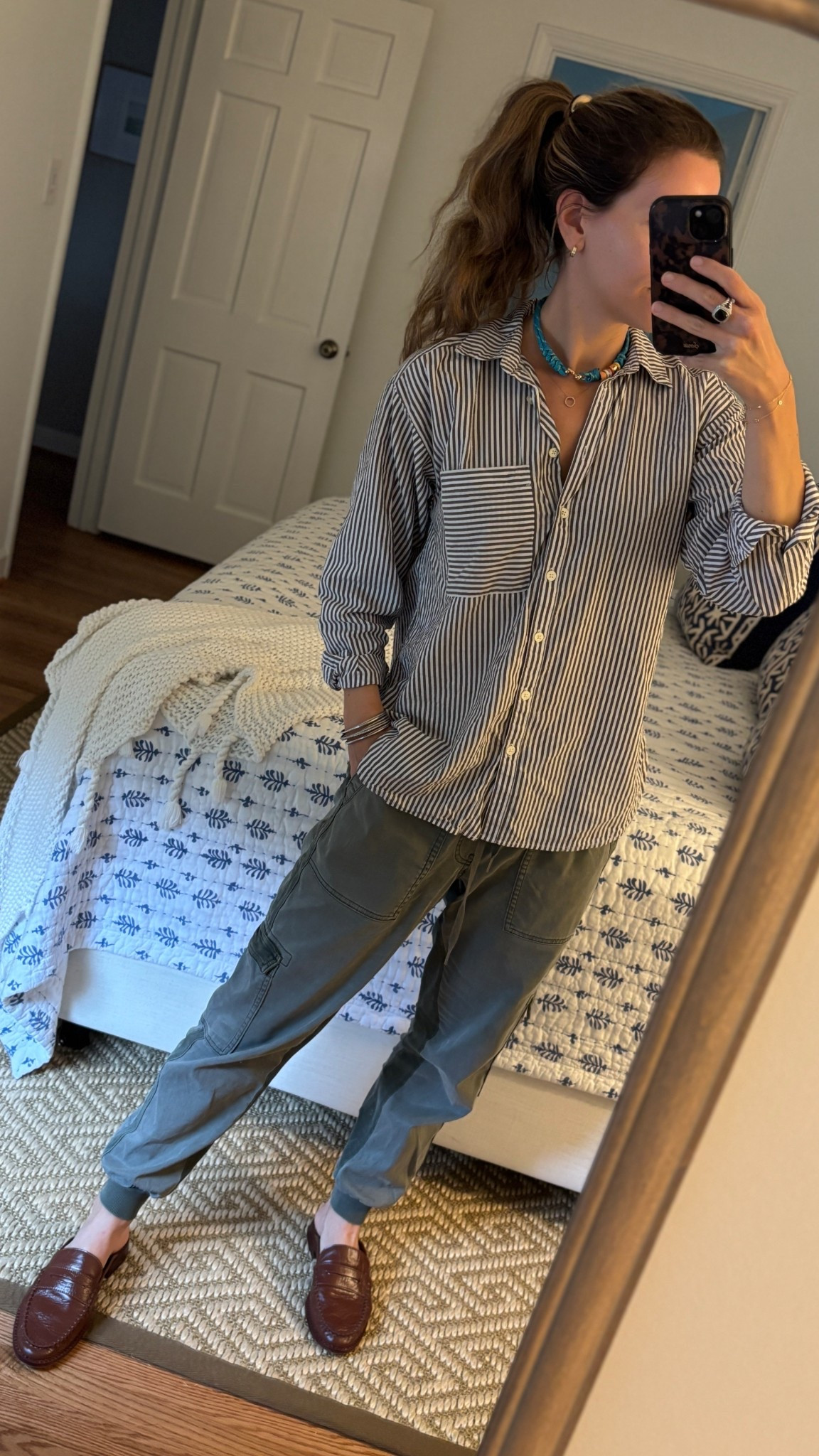 Easy neutrals for fall ✨ wearing an xs in joggers; button down and shoes are old but linked similar 

#LTKFindsUnder100 #LTKStyleTip #LTKFindsUnder50