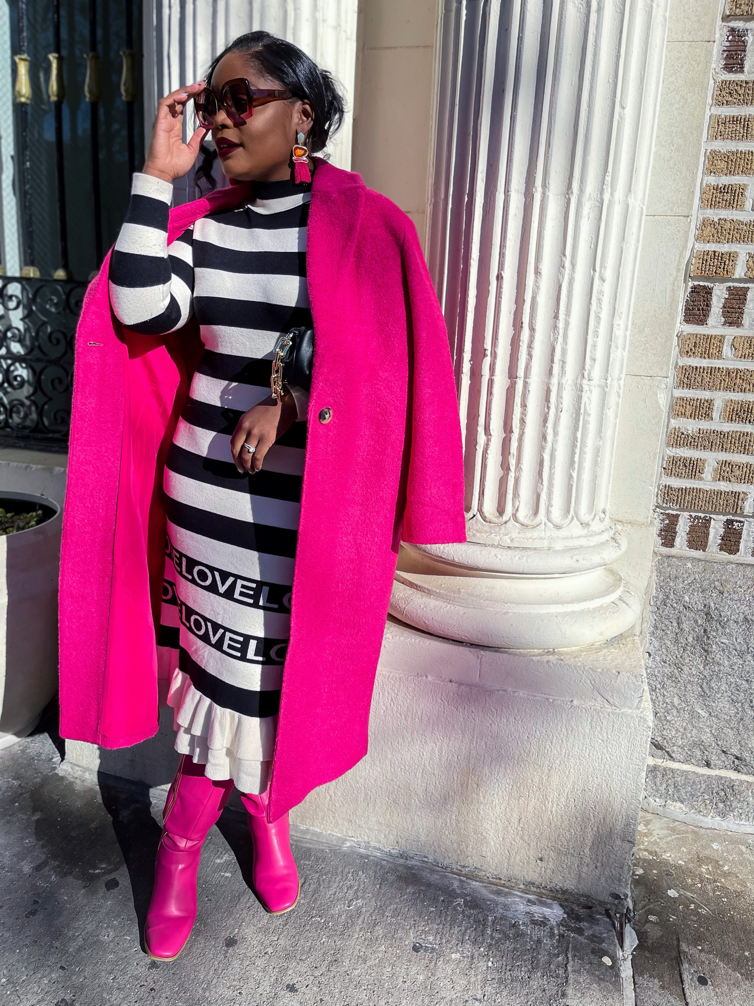 Black, white & pink is ALWAYS a yes for me! Especially in a midi knot dress *swoon*


#LTKSeasonal #LTKHoliday #LTKstyletip