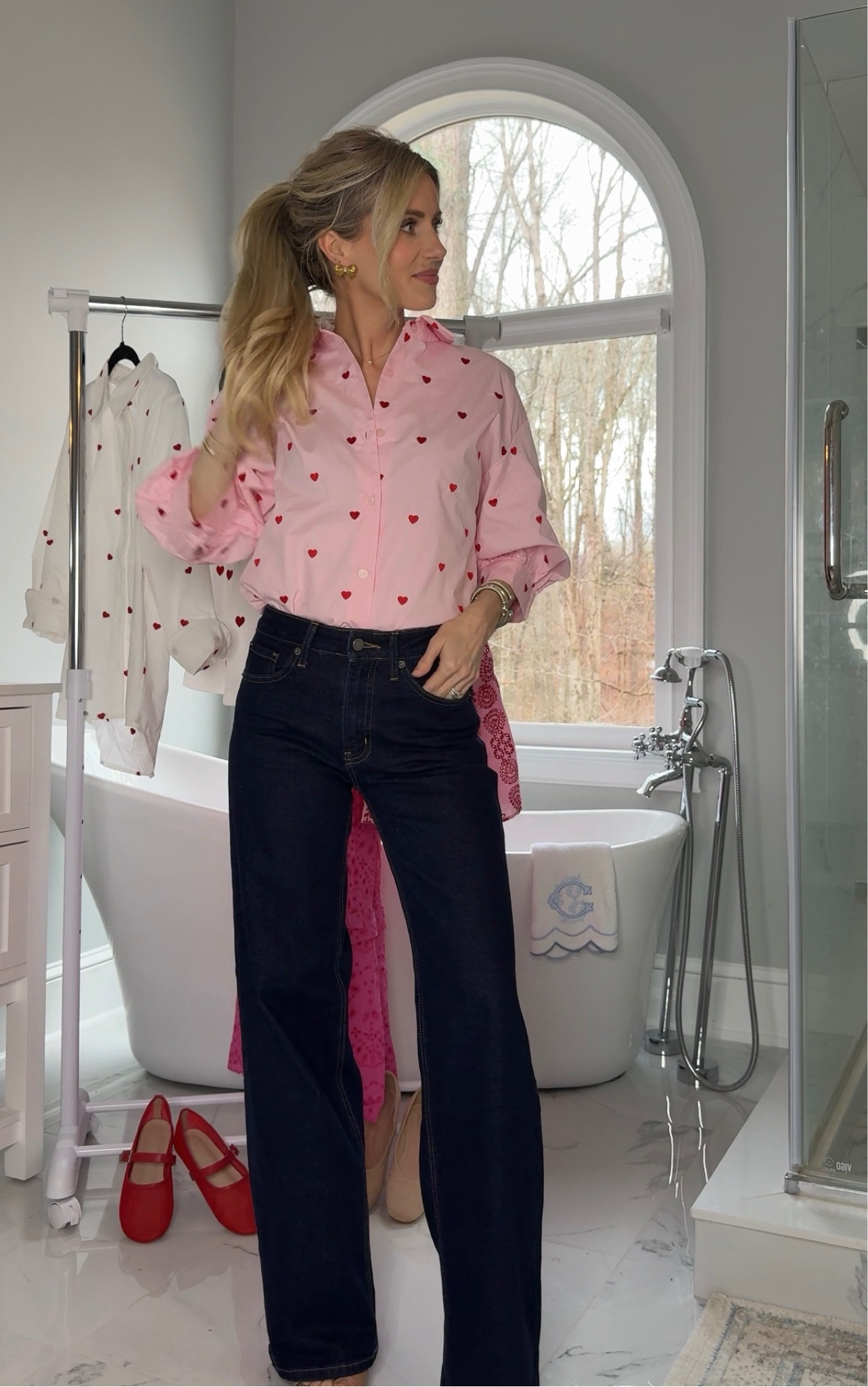 I just got in the cutest new pieces that would be great for Valentine’s Day! Use code Loren15 for 15% off at checkout! 


Outfit
Valentine’s Day 

#LTKBeauty #LTKSeasonal #LTKFindsUnder100