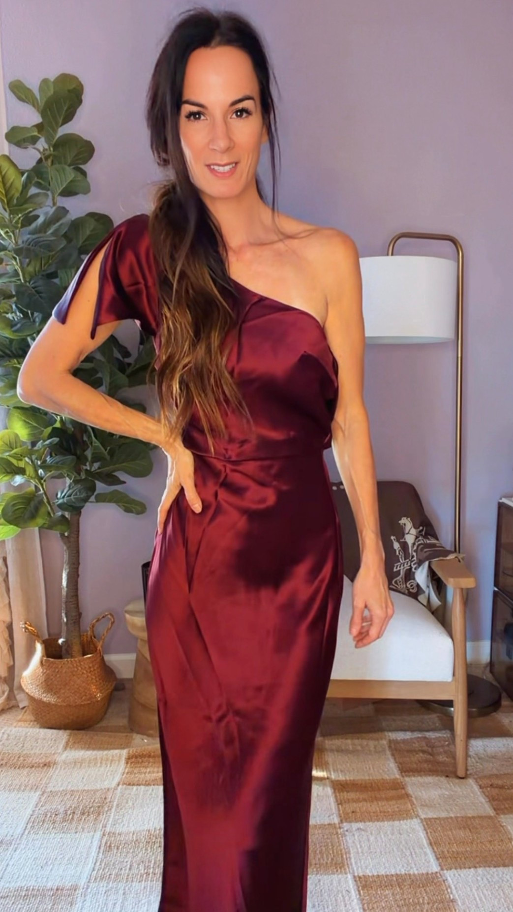 Another night, another sultry moment wrapped in satin & owning the room. This deep merlot number is giving melted-chocolate elegance meets holiday enchantress… and trust me, she moves as good as she looks. 💋

One-shoulder drama ✔️
Bare back moment ✔️
That rich luxe sheen ✔️

Holiday season isn’t ready for this level of glam. 🔥 

Wearing XS

#NicoleColeeStyle #FestiveFashion #HolidayGlam #SatinDress #OneShoulderDress #PartySeason #MerlotGown #ChicAndSultry #HolidayStyle #EveningLook #GRWM #FashionOver40 #ElegantStyle #nicolecolee 



#LTKgrwm #LTKHoliday #LTKGiftGuide