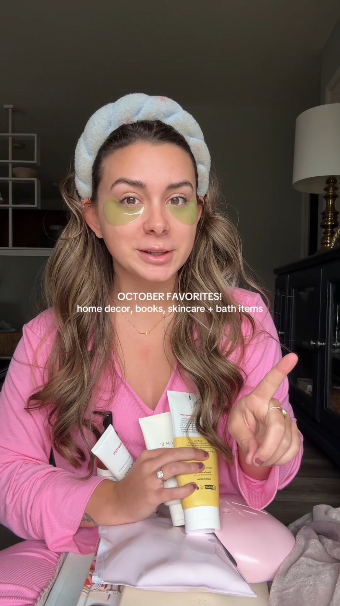 October Favs! 

#LTKSaleAlert #LTKFindsUnder100 #LTKGiftGuide