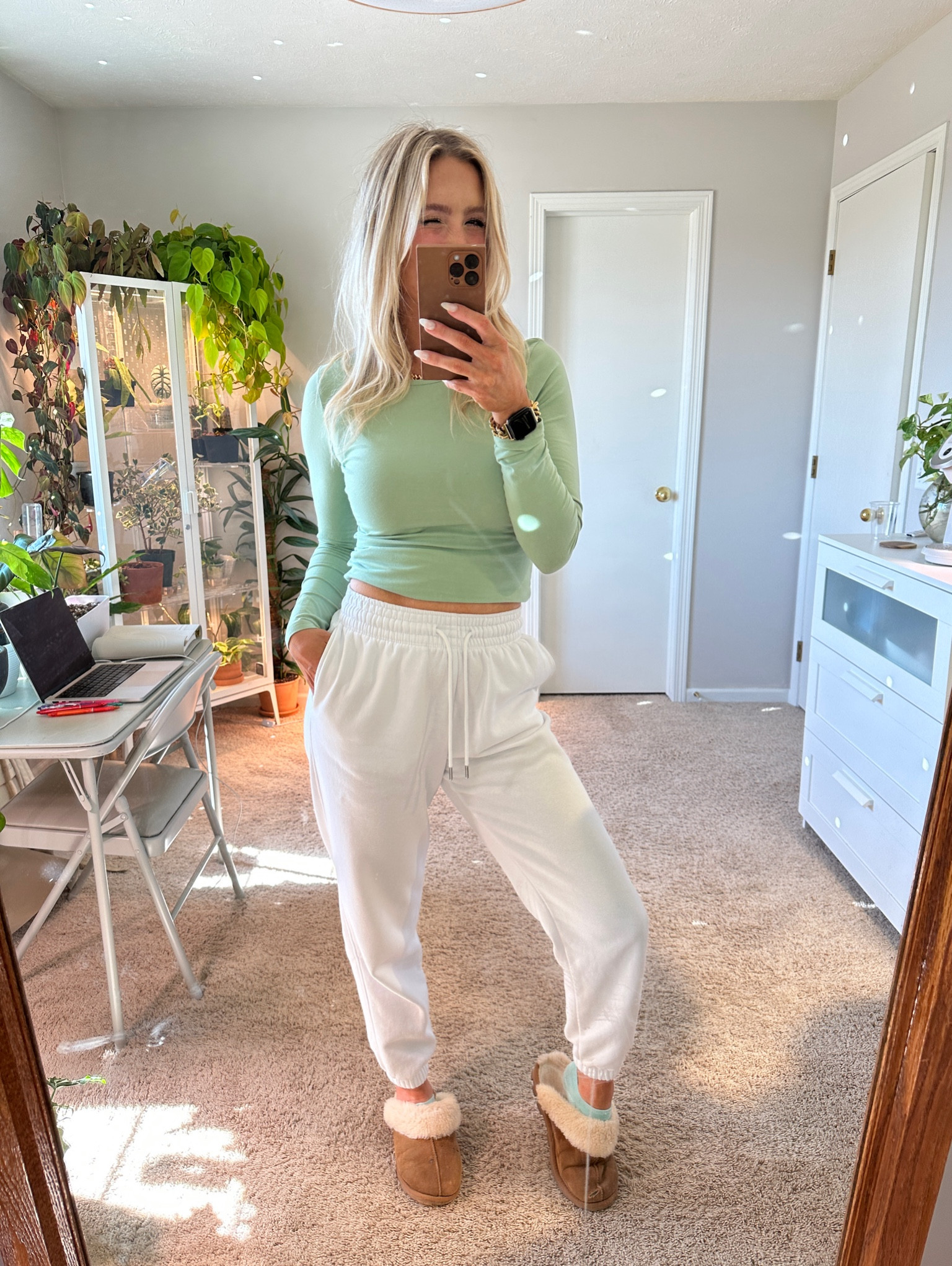 Cozy but make it spring 💚 

#LTKfit #LTKSeasonal #LTKFind