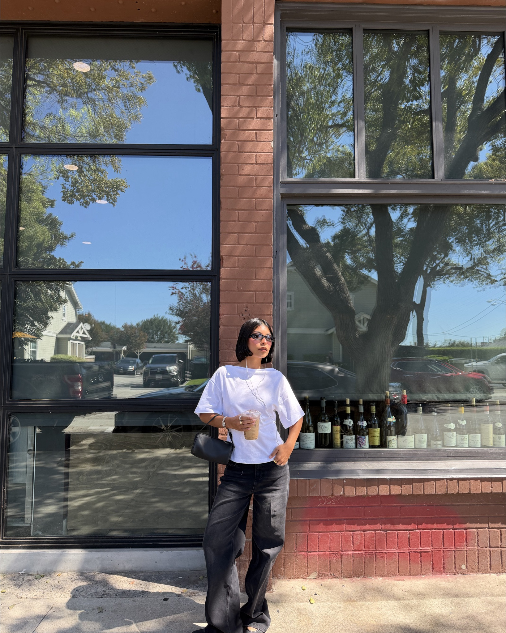 Basic white tee & dark denim jeans ☕️🤍 Casual outfit inspo

#LTKPetite #LTKootd #LTKStyleTip