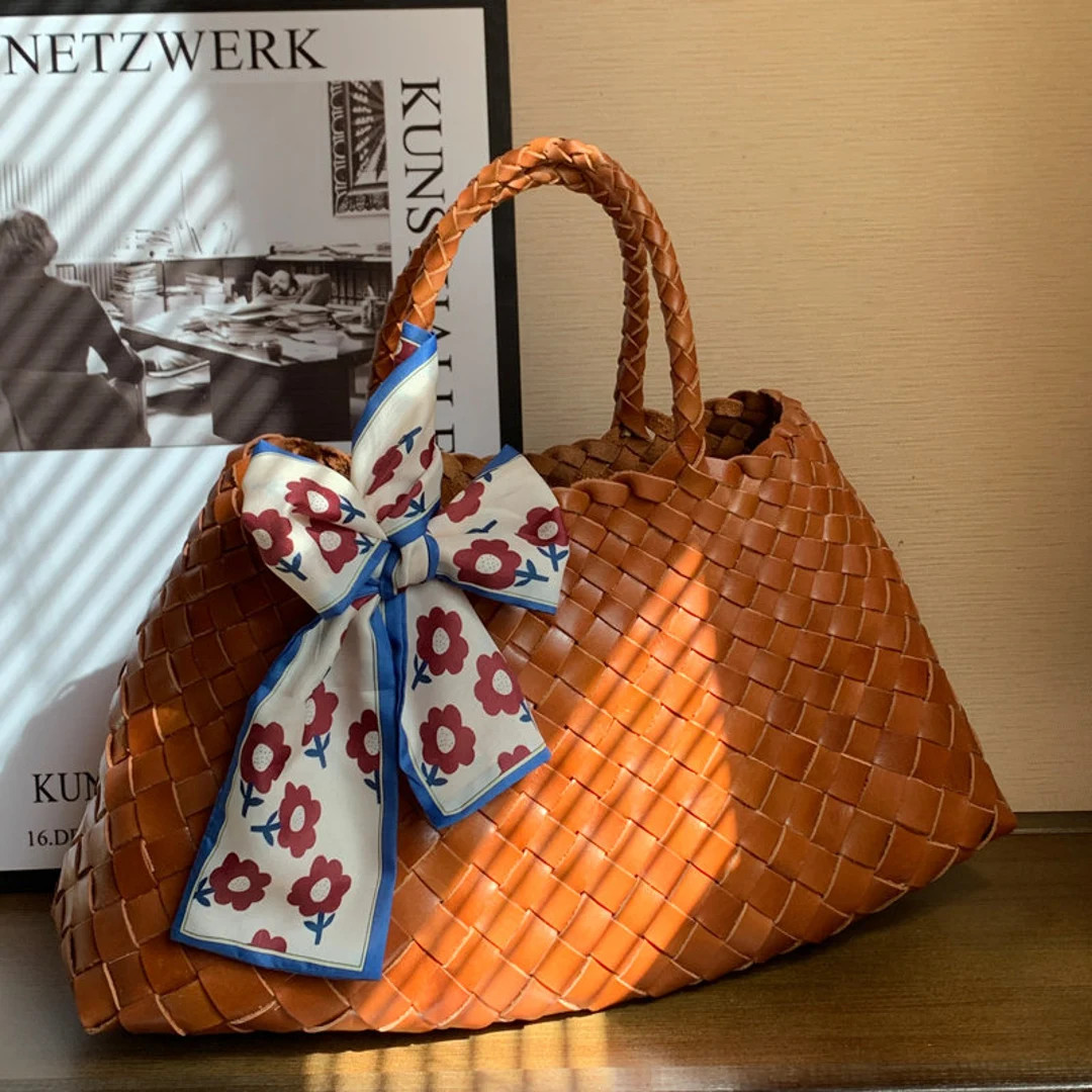 SITING Retro pure handmade cowhide woven bag | Etsy (US)
