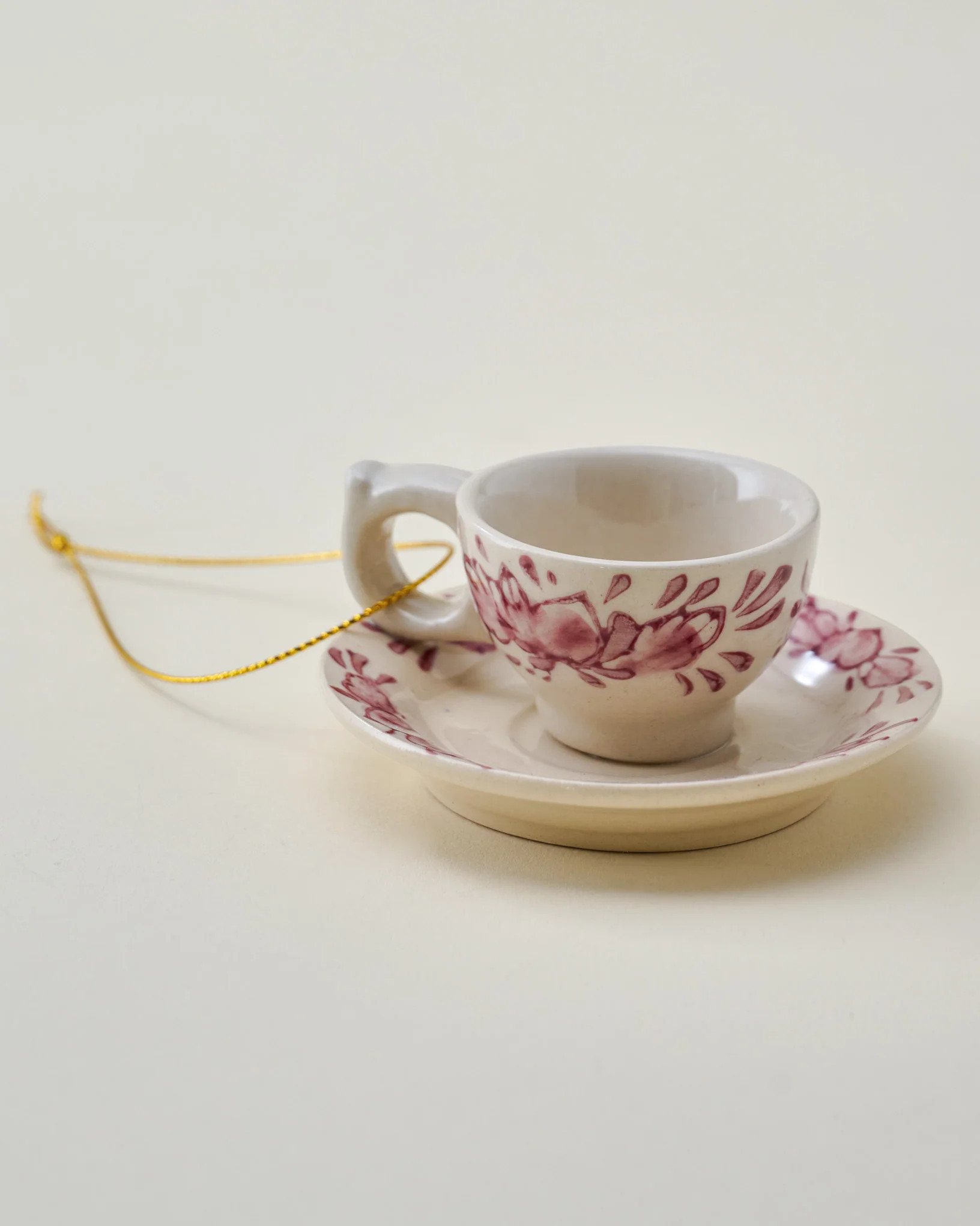 Heirloom Noel Tea Cup Ornament | Magnolia