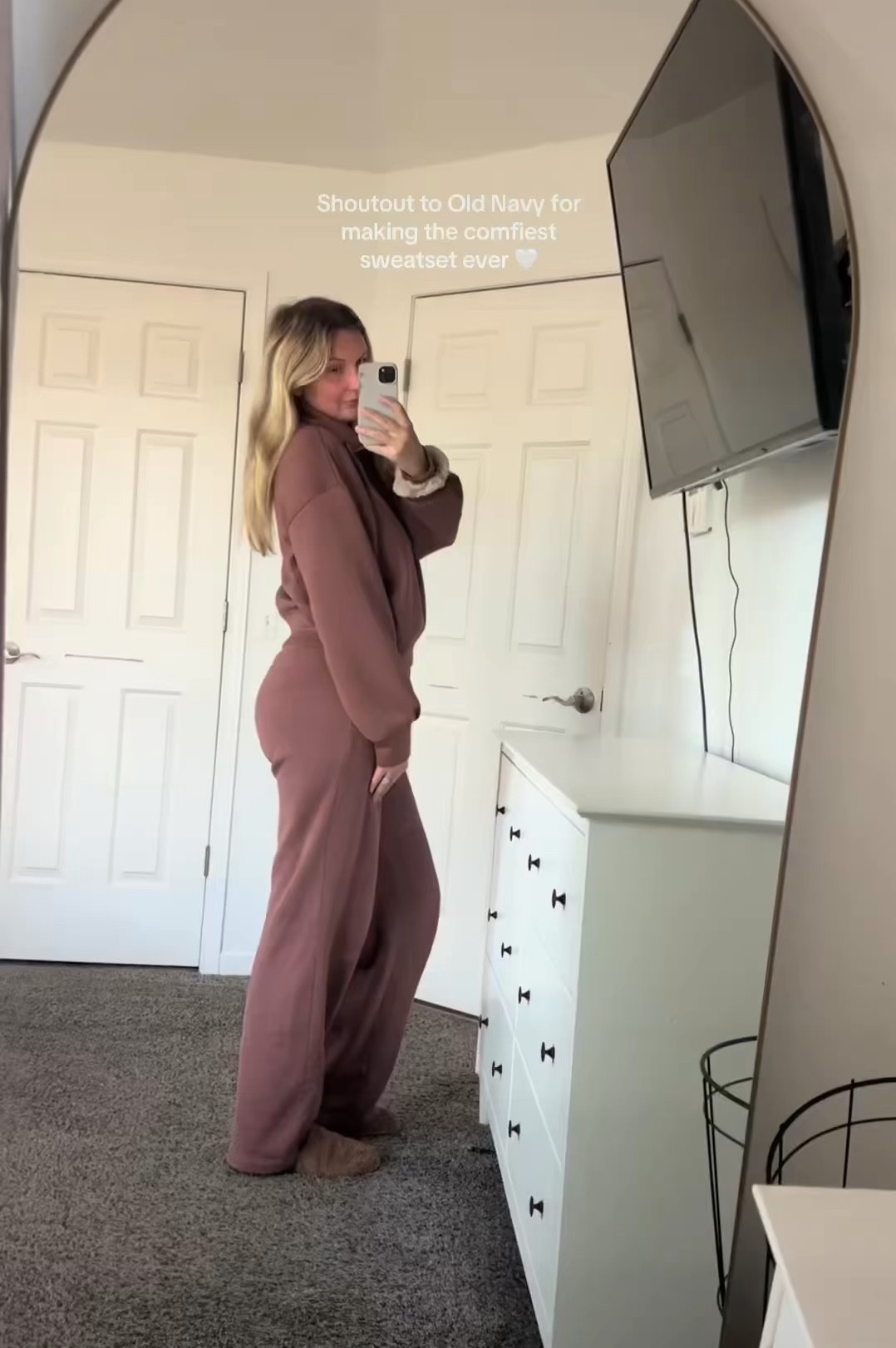 Comfy set from Old Navy 🤍

#LTKHoliday #LTKSeasonal #LTKGiftGuide