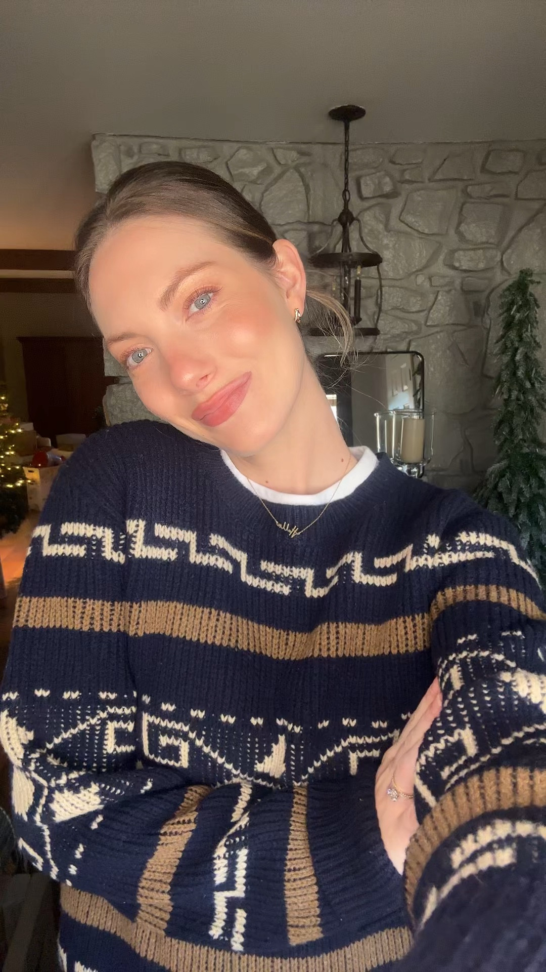 OOTD to finish decorating my house! 

Can’t find my exact sweet but found similar! 

#LTKHoliday #LTKStyleTip #LTKSeasonal