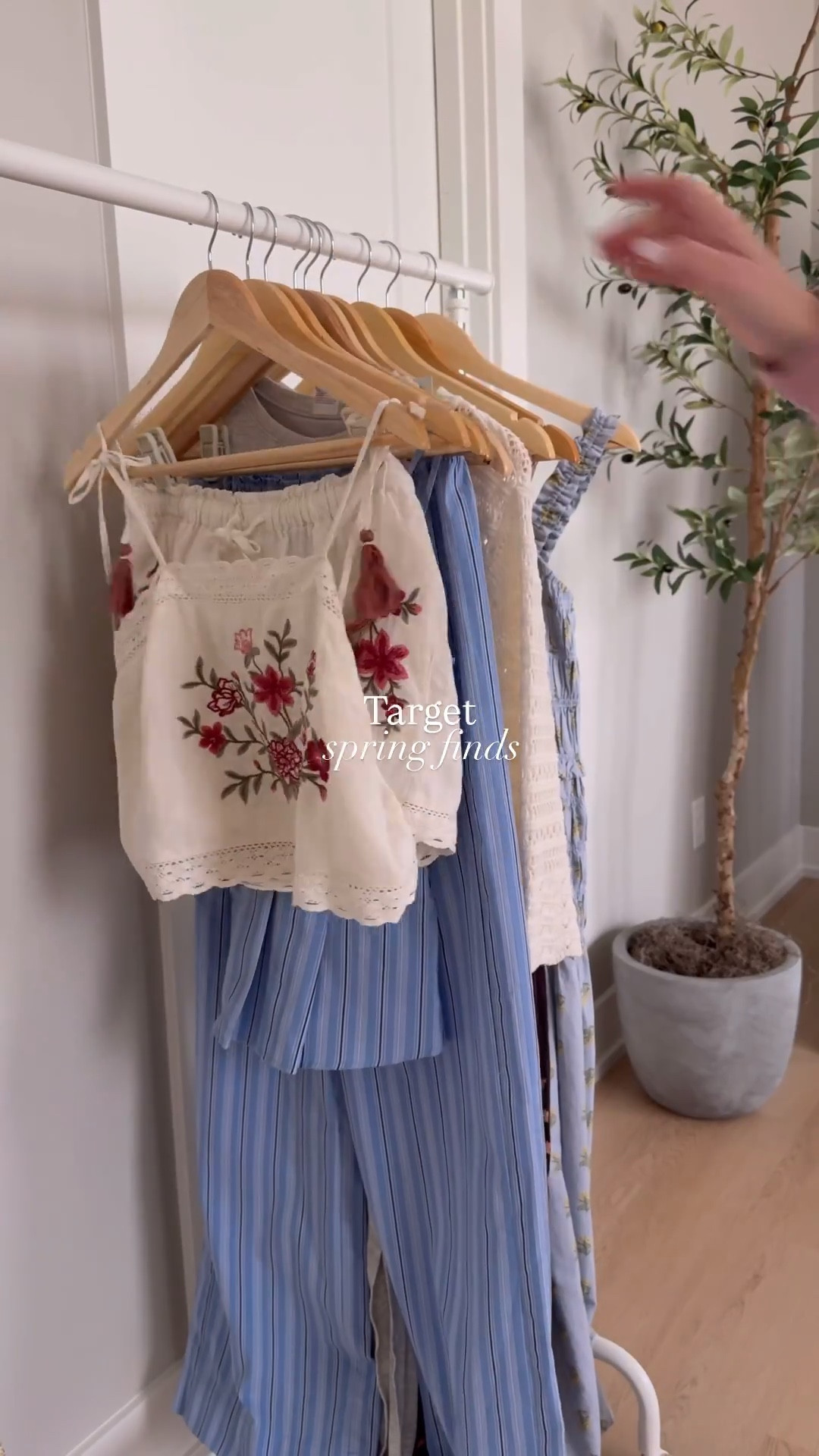 New finds from @Target 🤩 stay tuned for a try on coming next week!

Target style, vacation style, matching sets, spring, summer style, outfit inspo

#LTKdayinmylife #LTKootd #LTKSeasonal