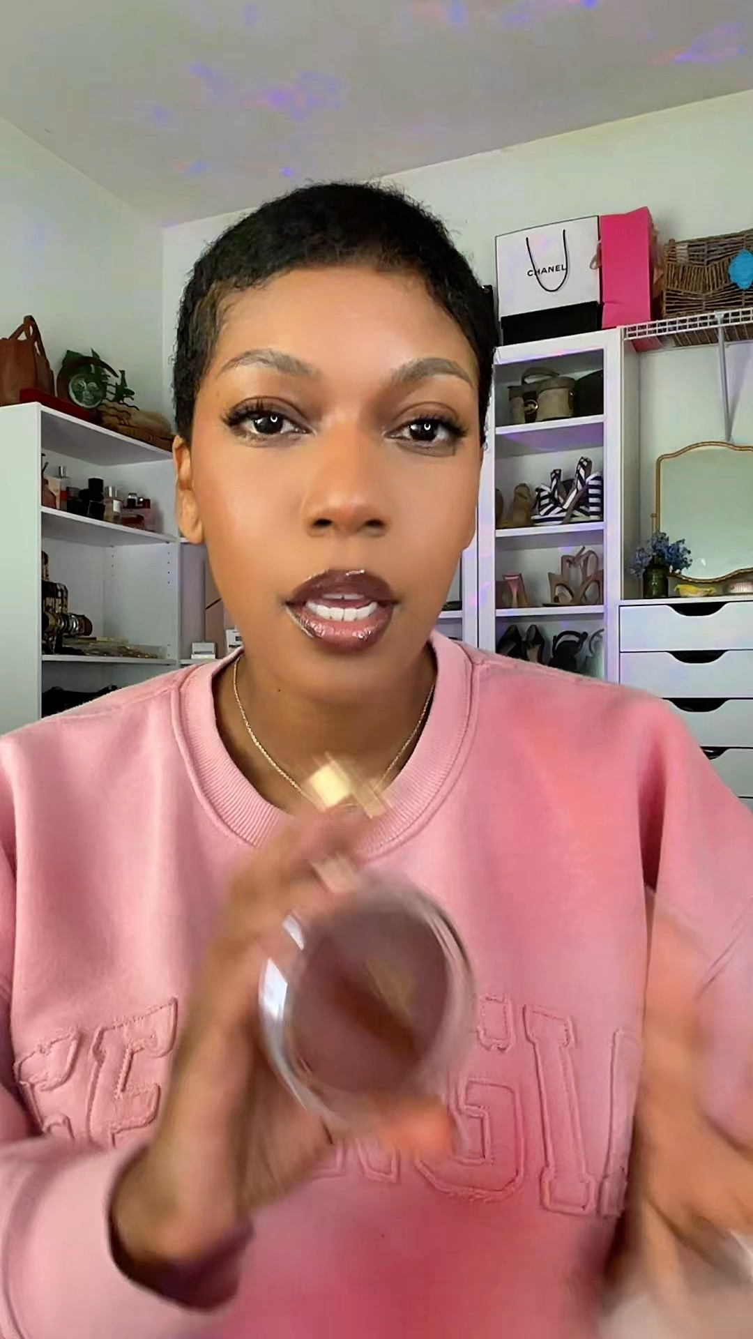 I love a good bronzer

#LTKBeauty #LTKgrwm #LTKselfcare
