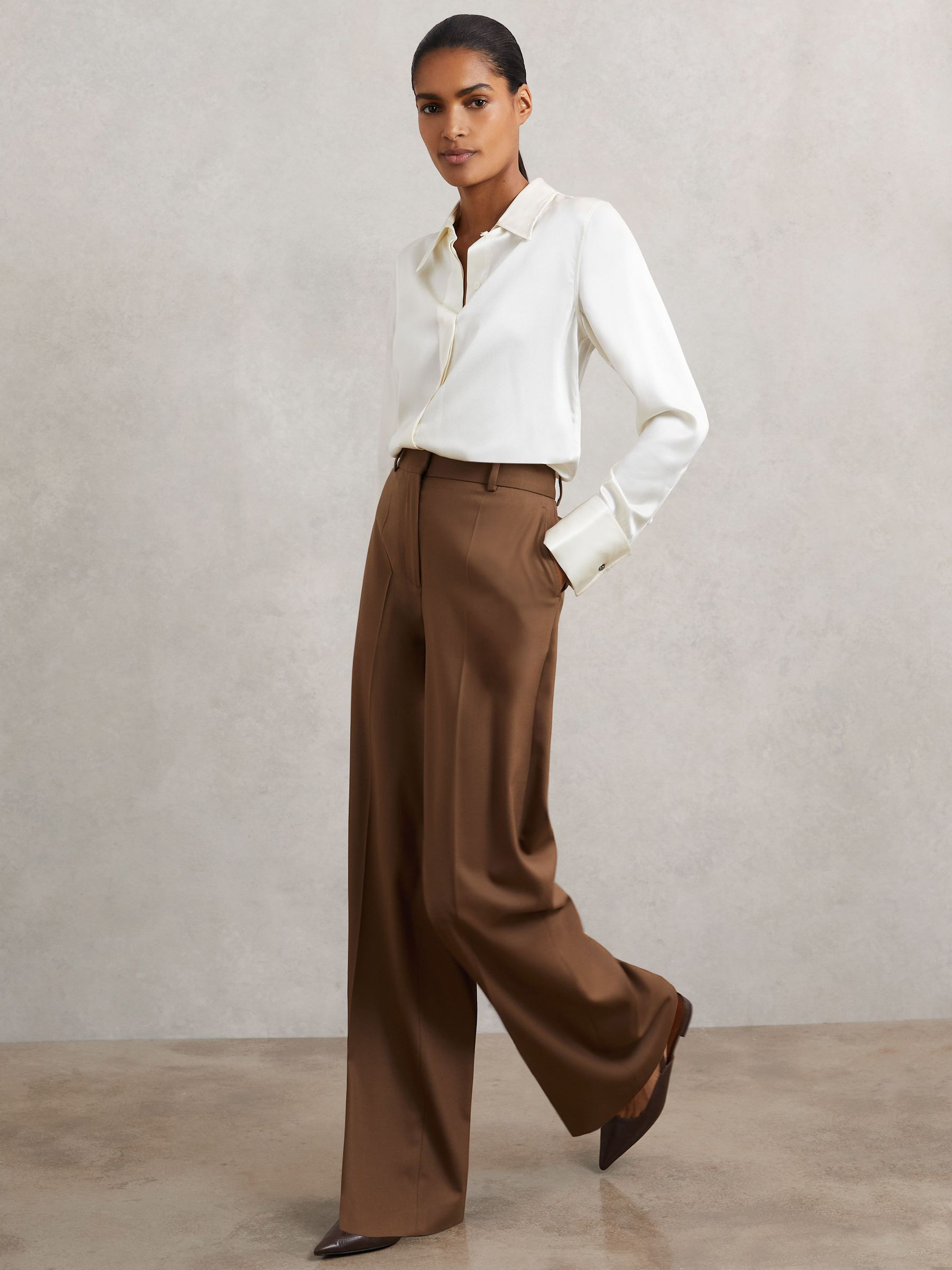 Petite Wool-Blend Wide-Leg Suit Trousers in Tan | Reiss US