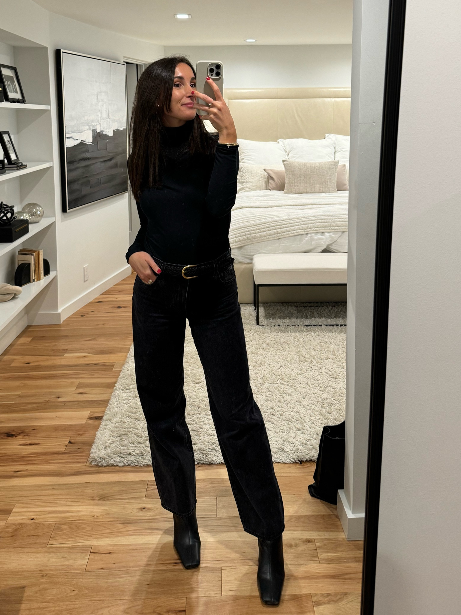 A simple all-black outfit works every time when running late to the office 

#LTKWorkwear