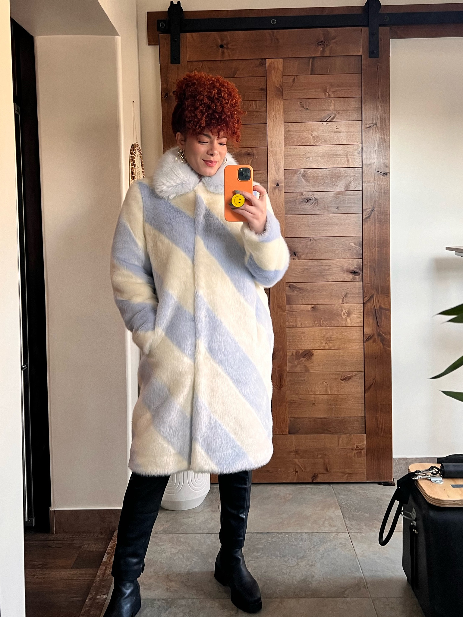 Faux fur coat for winter — wearing a size medium! ❄️

Winter coats, holiday outfits

#LTKstyletip #LTKHoliday #LTKSeasonal