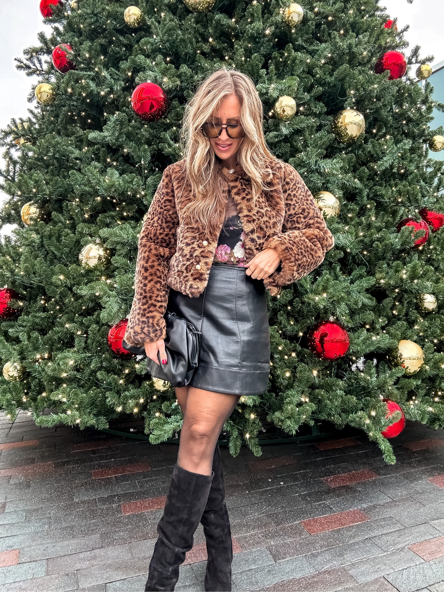 Last nights OOTN 
Sz Med skirt
Sz Medium top 
Sz Med leopard jacket 

#LTKOver40 #LTKCyberWeek #LTKGiftGuide