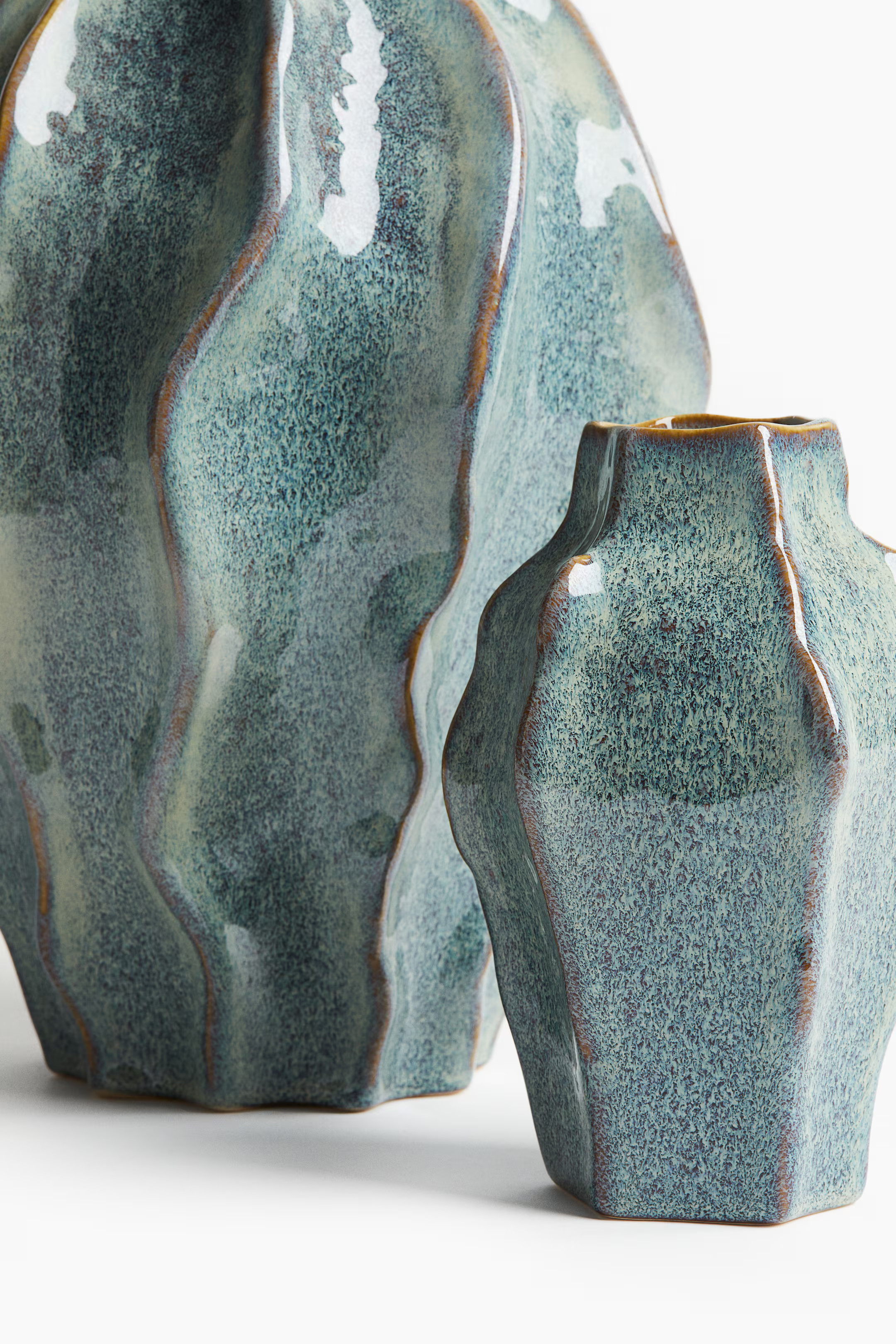Small Stoneware Vase | H&M (US + CA)