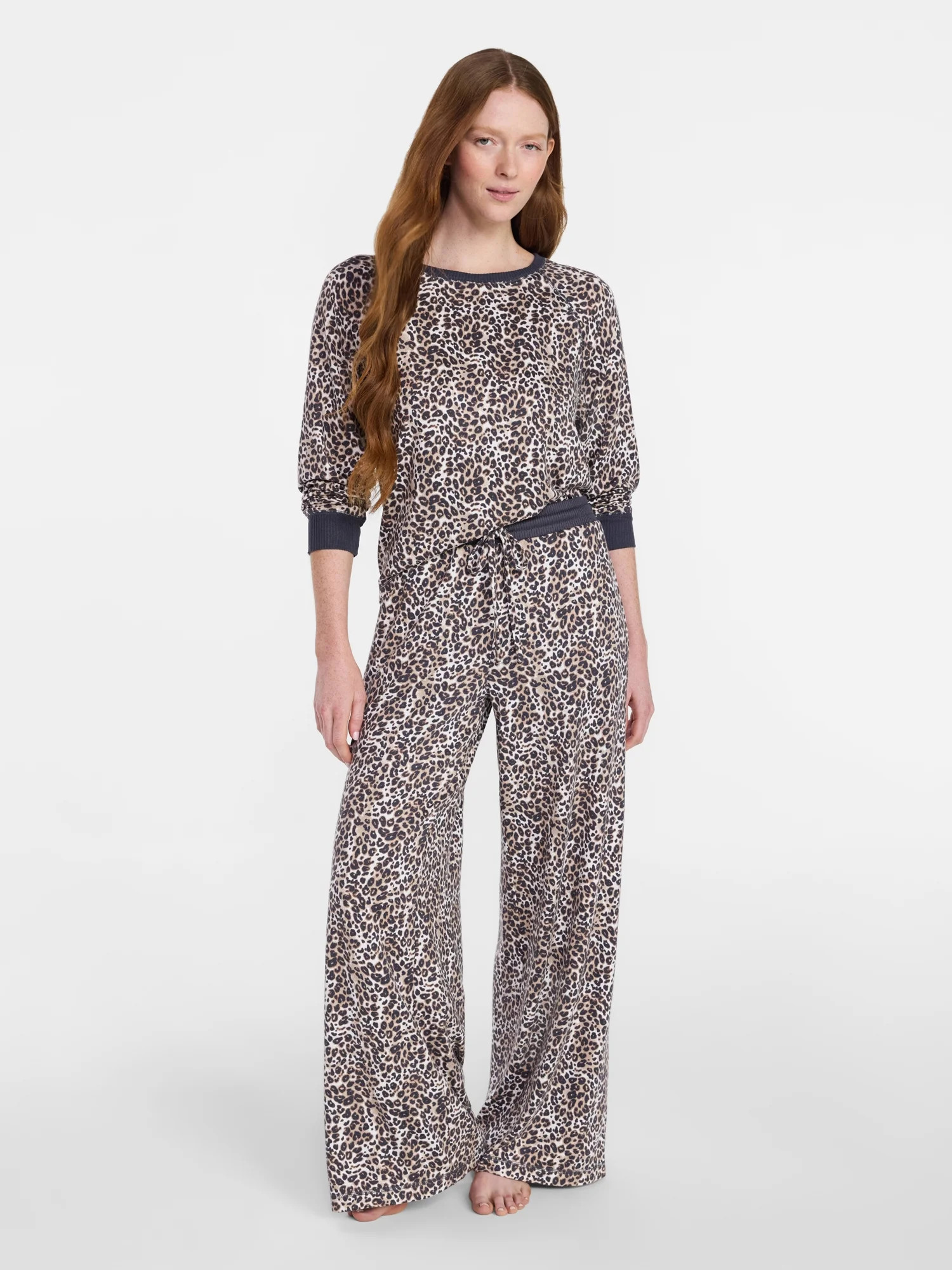 Joyspun Women's Cozy Lounge Collection Hacci Long Sleeve Top and Pants Pajama Set, 2-Piece, Sizes... | Walmart (US)