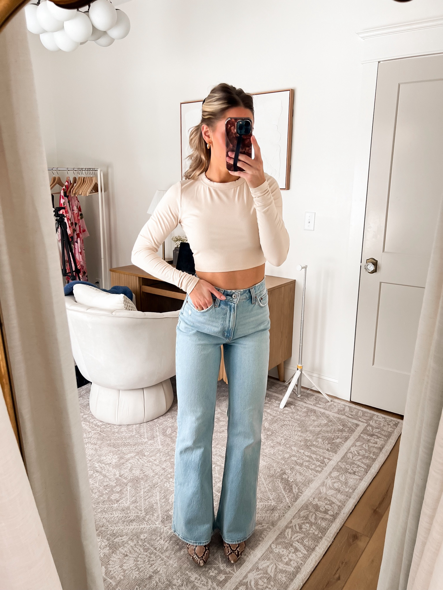 Denim obsession!! ⭐️⭐️⭐️⭐️⭐️

If you haven’t tried Abercrombie jeans yet, I highly suggest you grab some while they are on sale this weekend!!! 

Denim Jeans are 25% off + if you use the code ‘DENIMAF’ you get an extra 15% off at checkout! ‼️

I wear a 25 curve love for reference!

#LTKSpringSale #LTKfindsunder100 #LTKsalealert