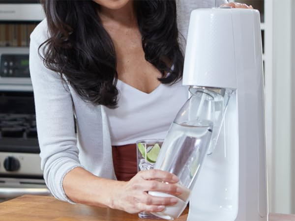 SodaStream Jet Sparkling Water Maker, Bundle, Black | Amazon (US)