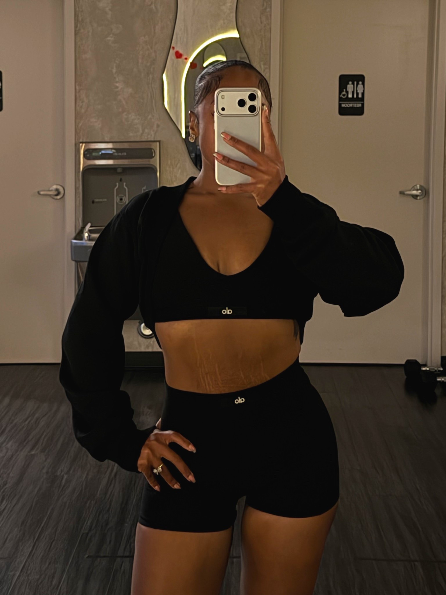 never getting over @Alo Yoga’s micro shorts from their latest release! I’ll take one of every color please 🥰

#LTKActive #LTKfitnessgoals #LTKU