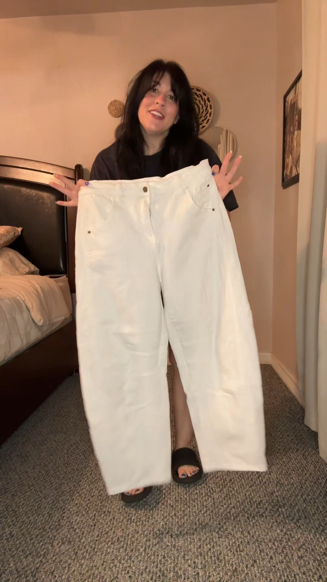 Comfy barrel jeans that are short girl friendly. 🤍

#LTKootd #LTKgrwm #LTKPetite