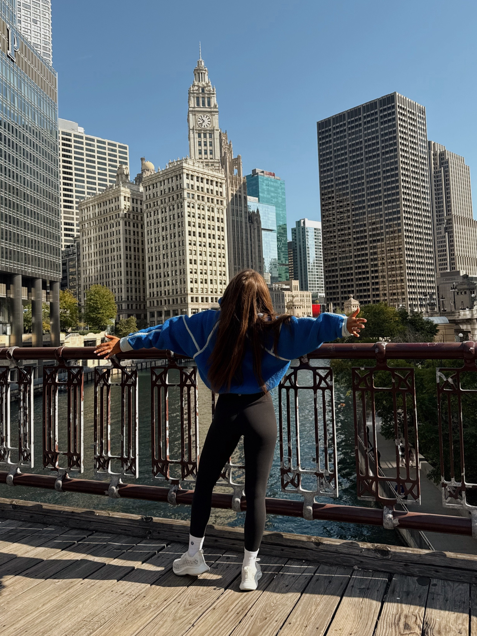 chi town!!

#LTKSeasonal #LTKFitness #LTKFindsUnder100