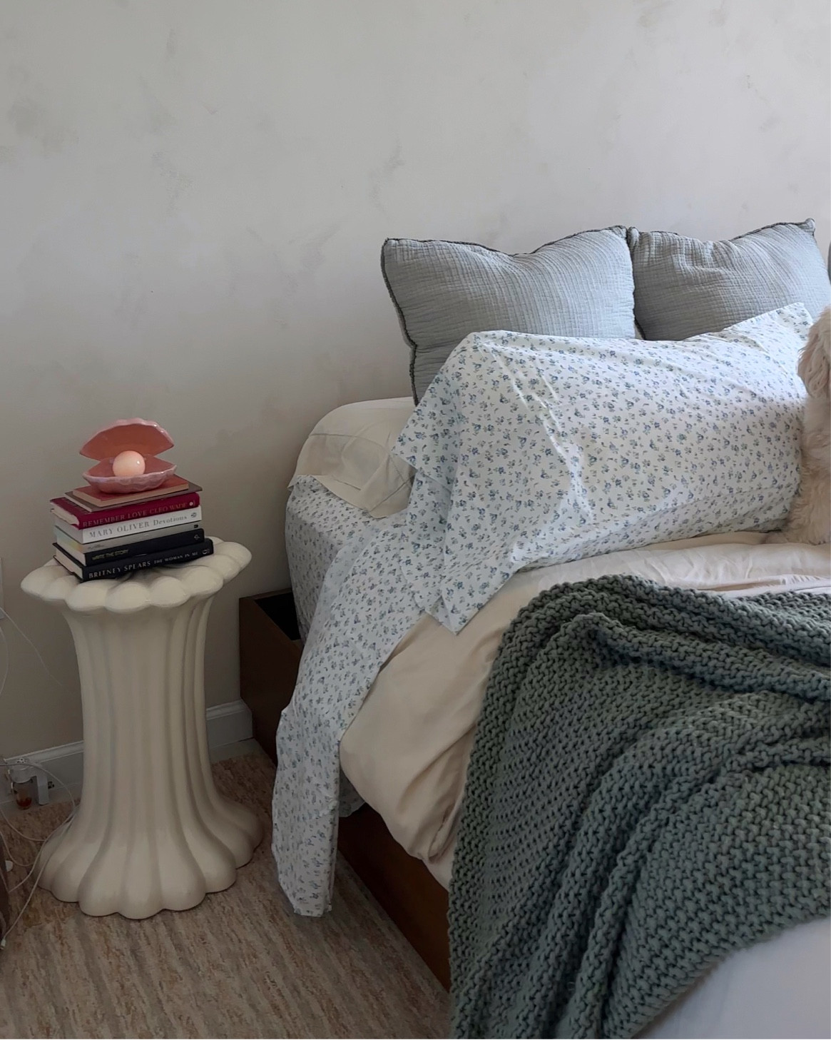 cute spring bedding 🤍🌸

#LTKhome