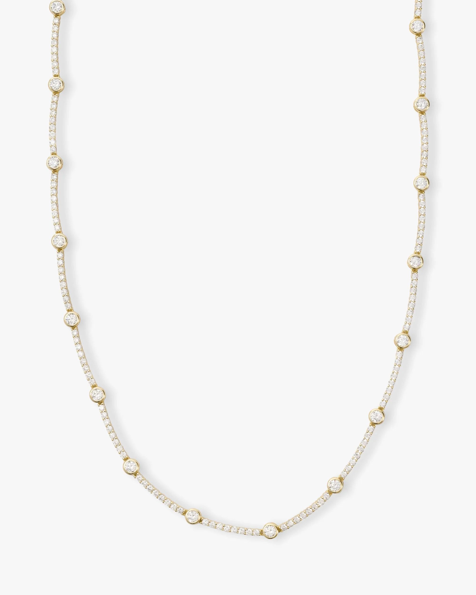 She's an Icon Station Necklace 16" - Gold|White Diamondettes | Melinda Maria