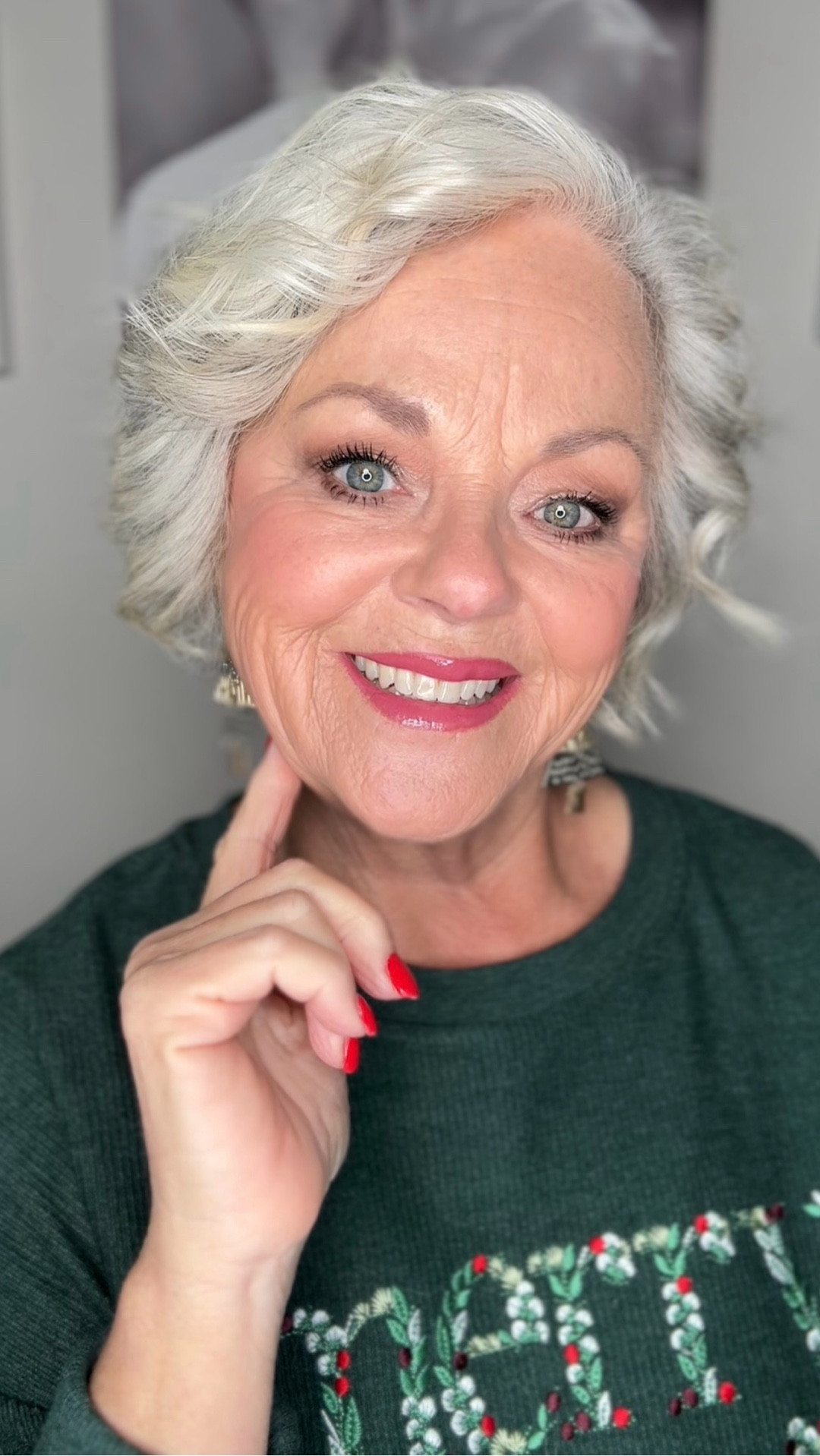 It’s Day 1 of the 12 Days of Christmas Glam! 🎄✨" Buckle up, beauties—holiday season is officially HERE, and so are all the parties, dinners, and festive nights out. So I figured… why not take you along and show you exactly how I’m glamming it up this year?
Starting strong with this Sephora Collection palette because WOW—she’s serving shimmer, sparkle, and endless holiday possibilities. I already see about 27 looks coming from this one palette alone 😂✨
Let the glam games begin! 💄🎁✨

Sadly lipstick is not available yet!! 


#LTKHoliday #LTKBeauty #LTKOver40