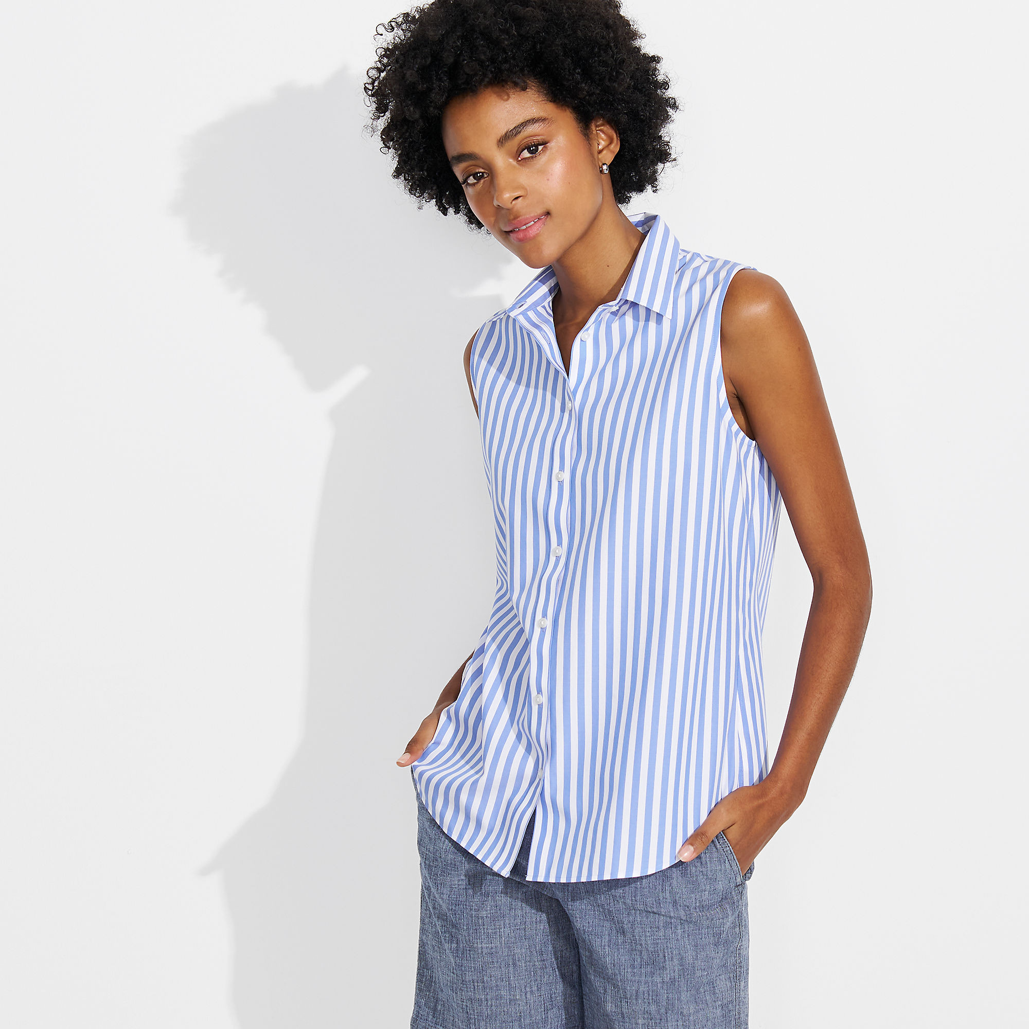 Women's No Iron Sleeveless Shirt | Lands' End (US)