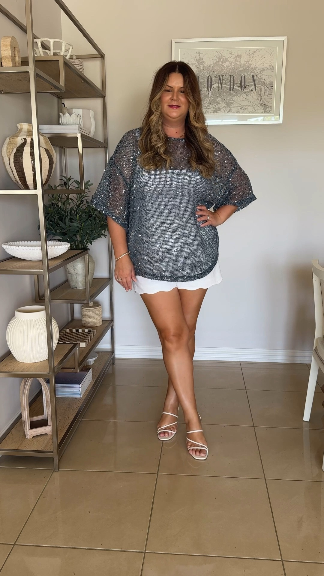 This sequin top is stunning and is currently 20% off 💙💙
Sizing || top - 12 | shorts - 14


#LTKsale #LTKaustralia #LTKmidsize