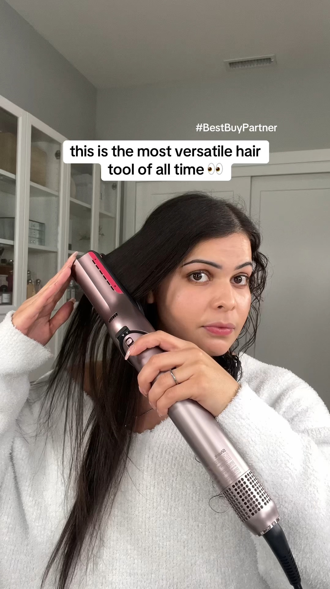 #BestBuyPartner the NEW #SharkFlexFusion Straight is a gamechanger for hair styling!! Available now at Best Buy #hair #airstyler #blowout #hair #bestbuy #liketkit there are so many amazing hairstyling tools available at Best Buy!! #liketkit @bestbuy https://liketk.it/4X7um