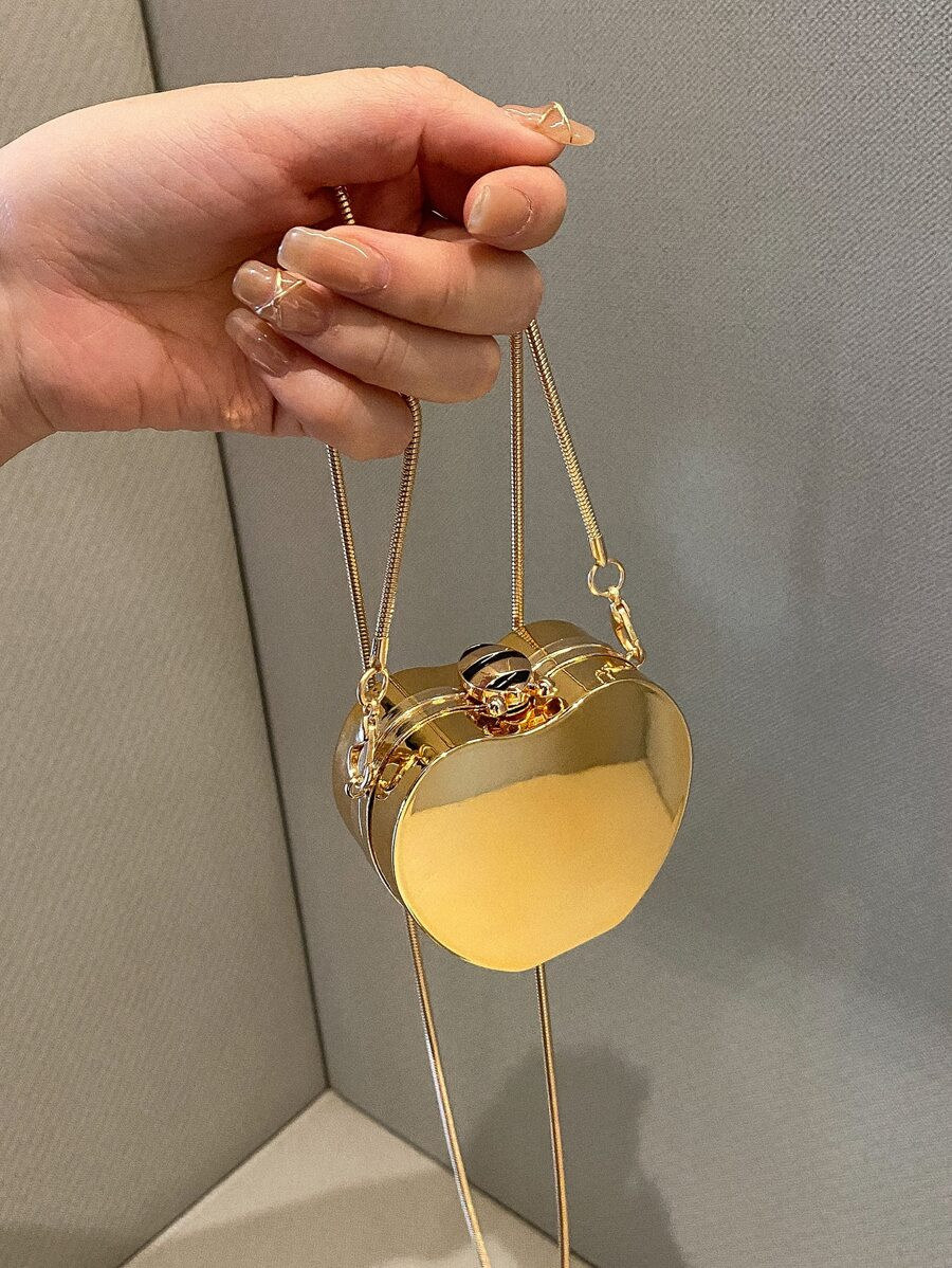Mini Heart Design Chain Novelty Bag SKU: sg2211020702578111(4 Reviews)$11.50Make 4 payments of $2... | SHEIN