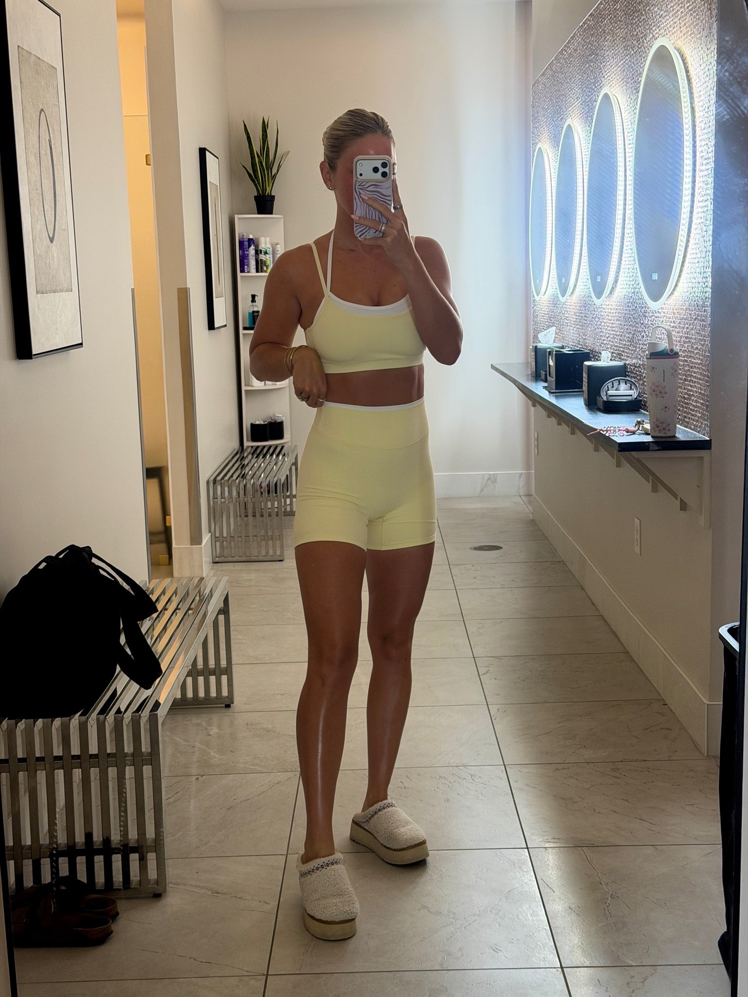 Wearing a small in set ✨

#LTKootd #LTKmomlife #LTKActive