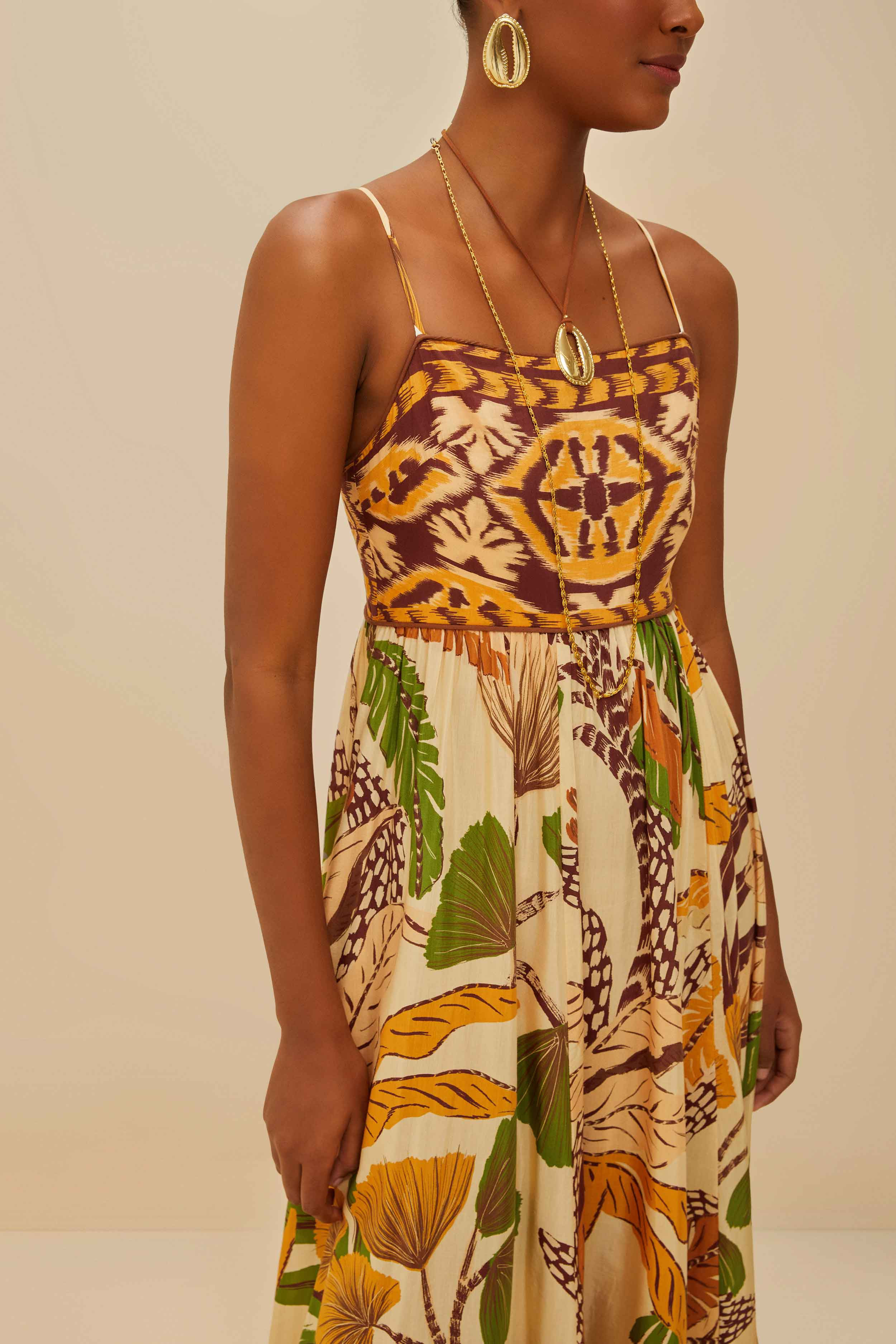 Sand Foliage Sketch Maxi Dress | FarmRio (US)