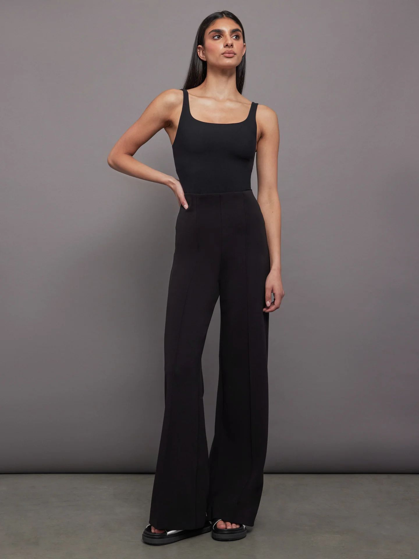 High Waisted Scuba Pant - Black | Carbon38