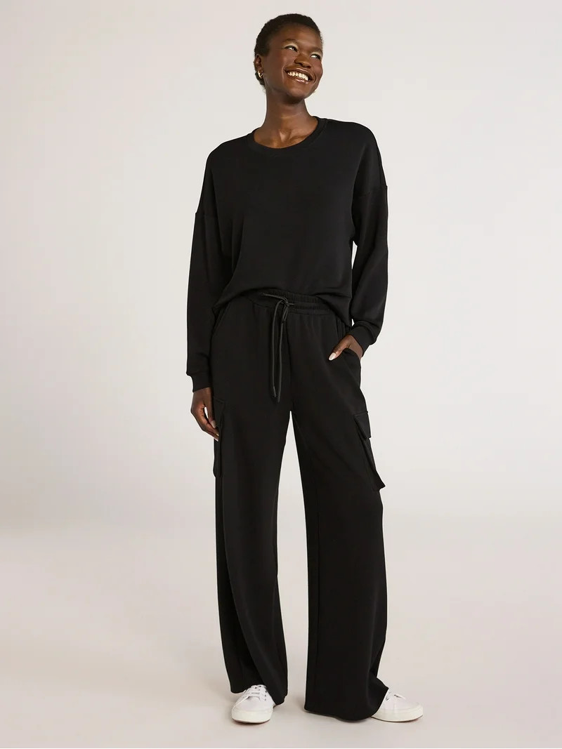 Scoop Women’s and Women’s Plus Scubaknit Wide Leg Cargo Sweatpants, Sizes XS-4X | Walmart (US)